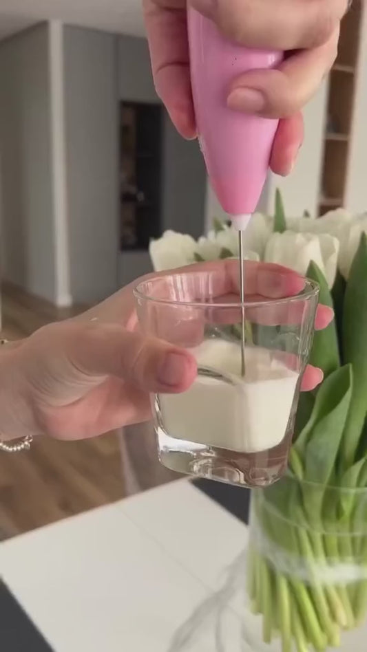 Batidor Eléctrico Manual – ¡Prepara Todo Fácil y Rápido!